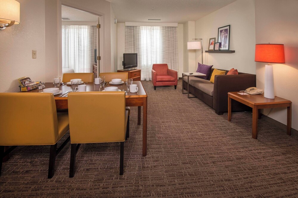 Room, Residence Inn Alexandria Old Town/Duke Street by Marriott