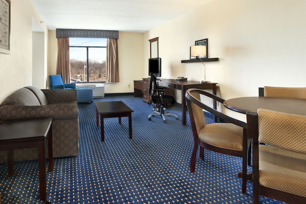 Comfort Inn & Suites Voorhees/Mt. Laurel