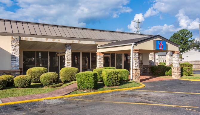 Motel 6 Warner Robins Ga In Macon Ga Expedia