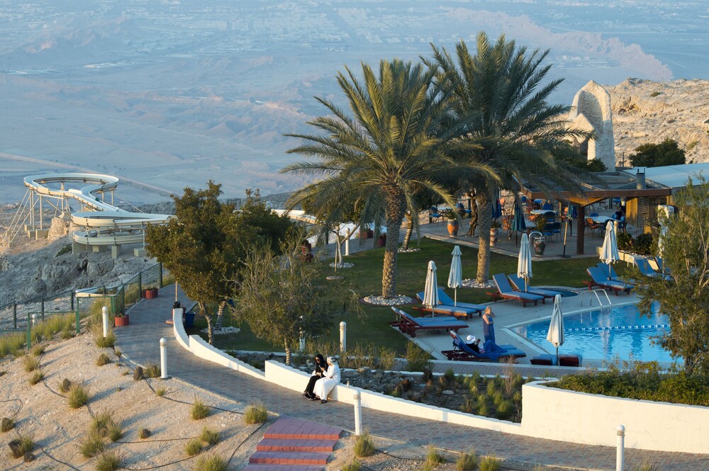 Mercure Grand Jebel Hafeet Al Ain Hotel in Al Ain | Best Rates & Deals