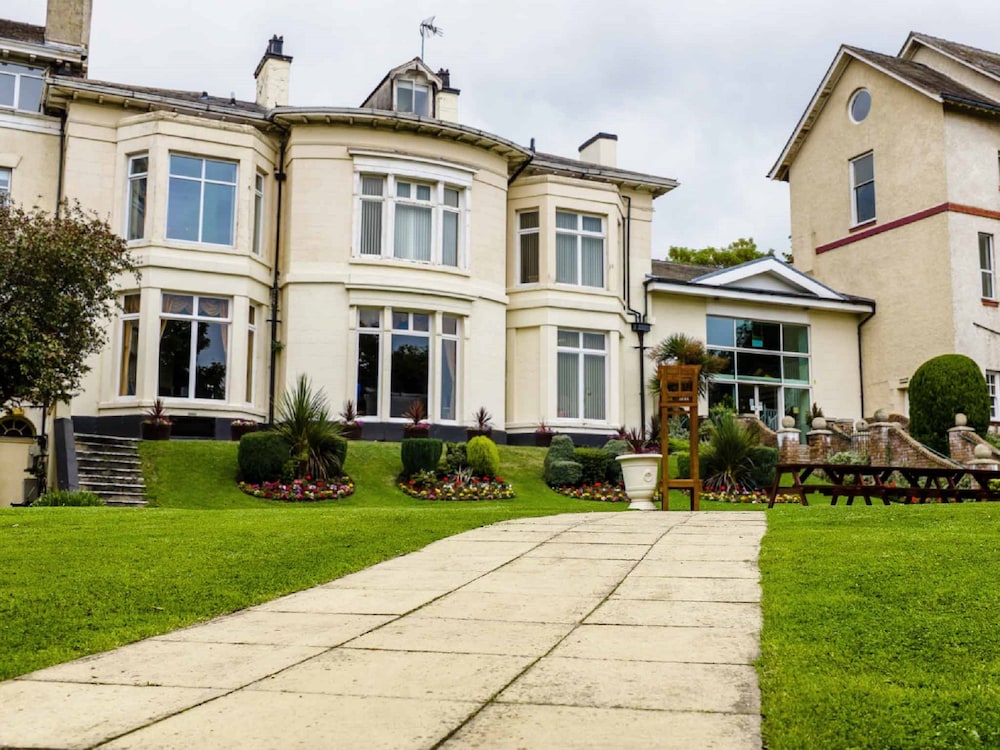 Photo - The Devonshire House Hotel