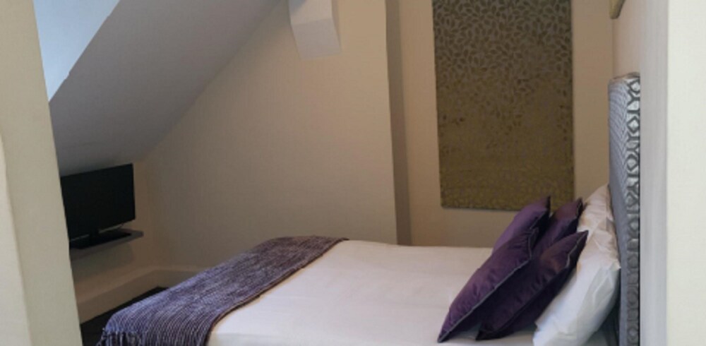 Photo - The Devonshire House Hotel