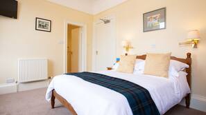 Egyptian cotton sheets, premium bedding, free WiFi