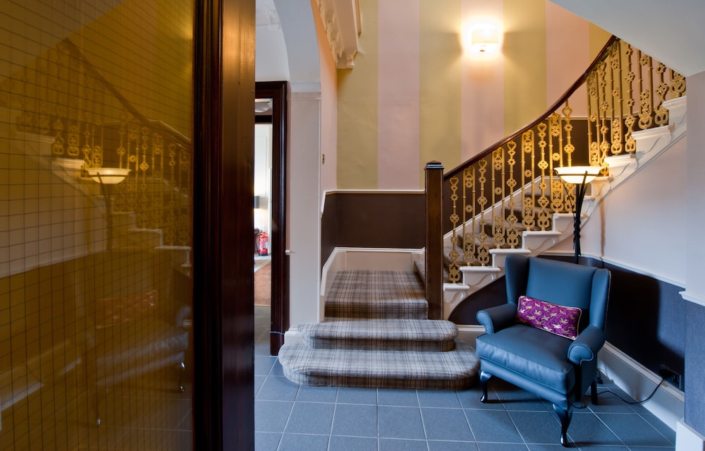 Staircase, Parklands Hotel