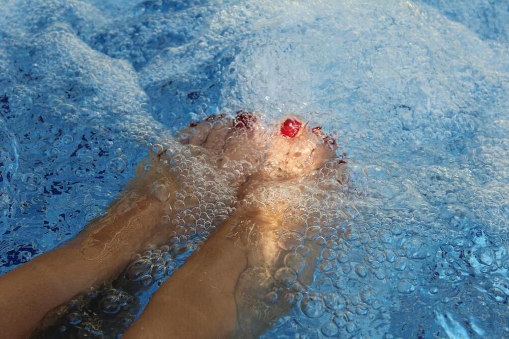 Private spa tub, Lakes Hotel and Spa