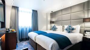 In-room safe, desk, iron/ironing board, free wired internet