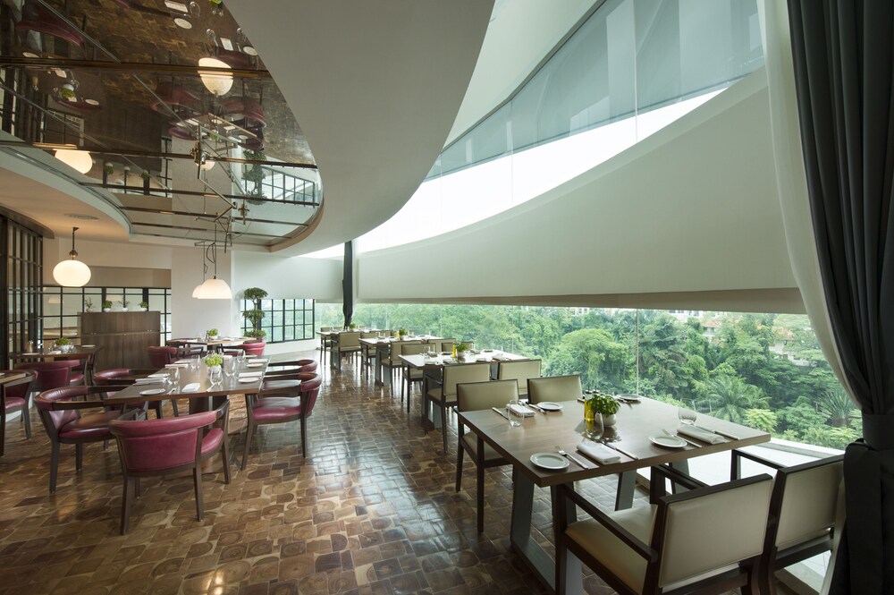 Hilton Kuala Lumpur In Kuala Lumpur Hotel Rates Reviews On Orbitz