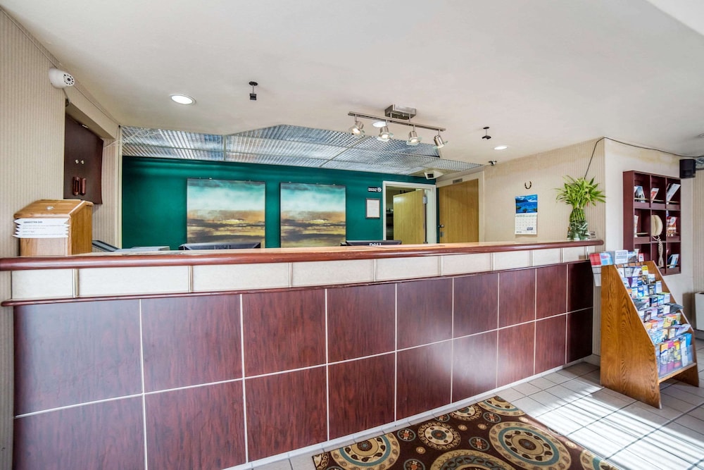 Rodeway Inn & Suites - Nampa