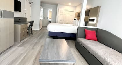 Hotel Aluxor SFO