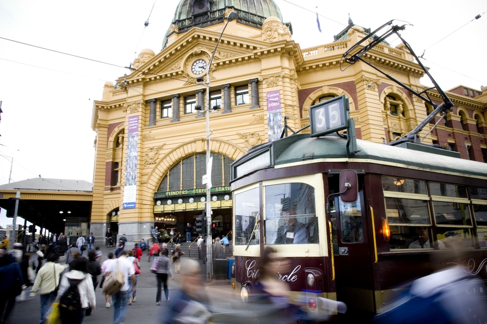 DoubleTree by Hilton Hotel Melbourne - Flinders Street