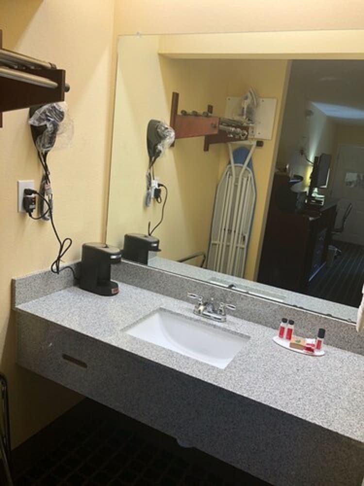 Travelodge by Wyndham Unadilla/Perry Near I75 AU89 Deals & Reviews