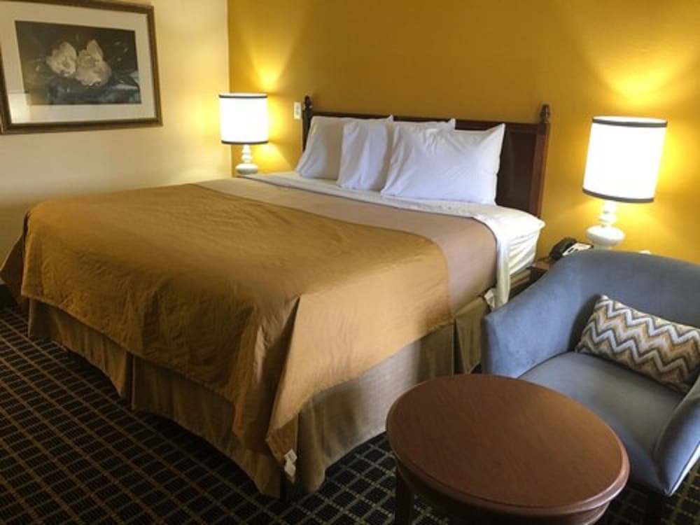 Travelodge by Wyndham Unadilla in Unadilla Best Rates & Deals on Orbitz