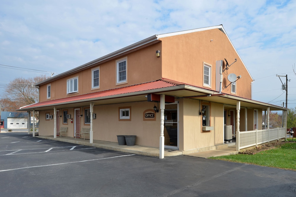 Red Carpet Inn Ronks In Ronks Hotel Rates Reviews On Orbitz Red Carpet Inn Ronks In Ronks Hotel Rates Reviews On Orbitz