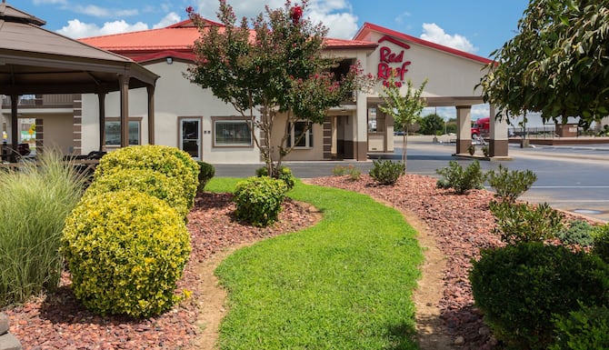 Red Roof Inn Bowling Green In Bowling Green Ky Expedia