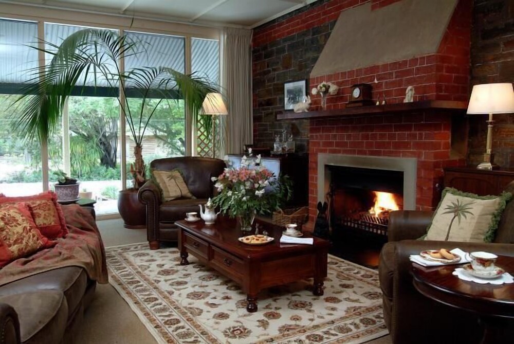 The Lodge Country House