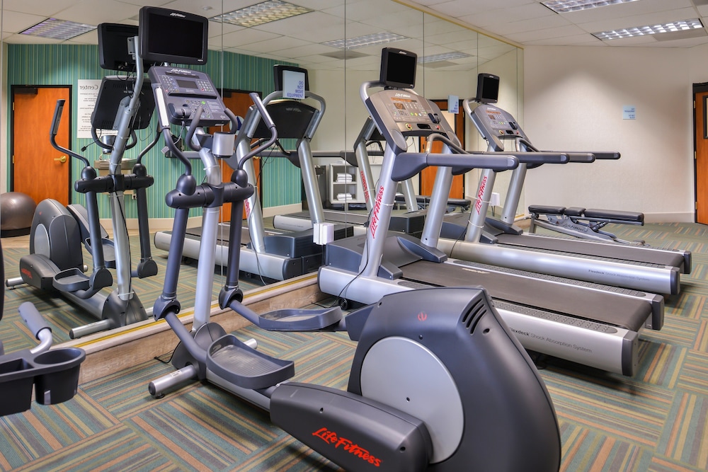 Fitness facility, Holiday Inn Express Hotel & Suites Elk Grove Ctrl Sacramento, an IHG Hotel