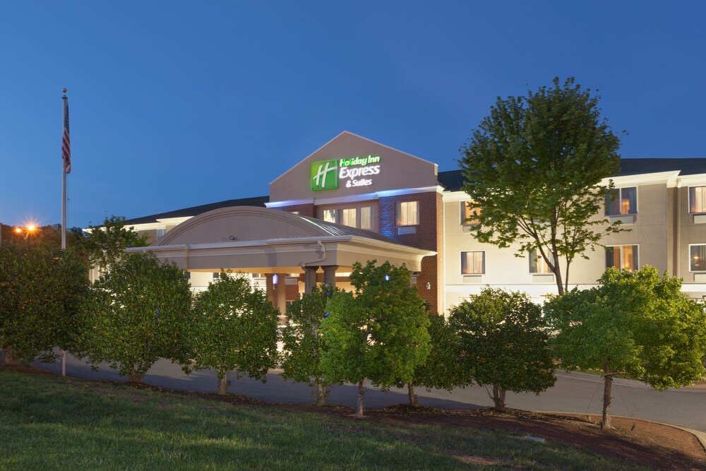 Holiday Inn Express Hotel & Suites Mebane, an IHG Hotel