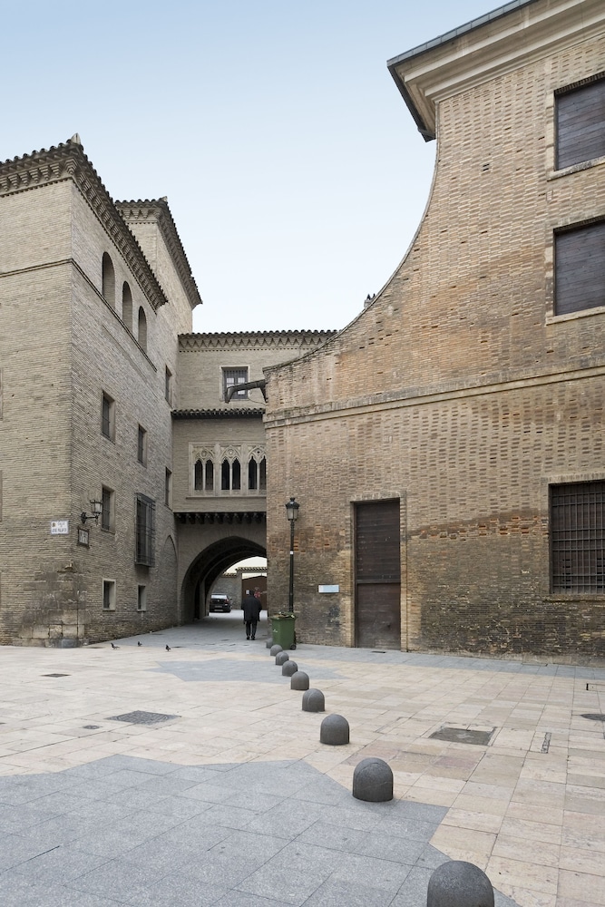 Foto - B&B HOTEL Zaragoza Centro