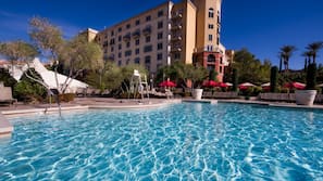 Seasonal outdoor pool, open 9:00 AM to 5:00 PM, cabanas (surcharge)