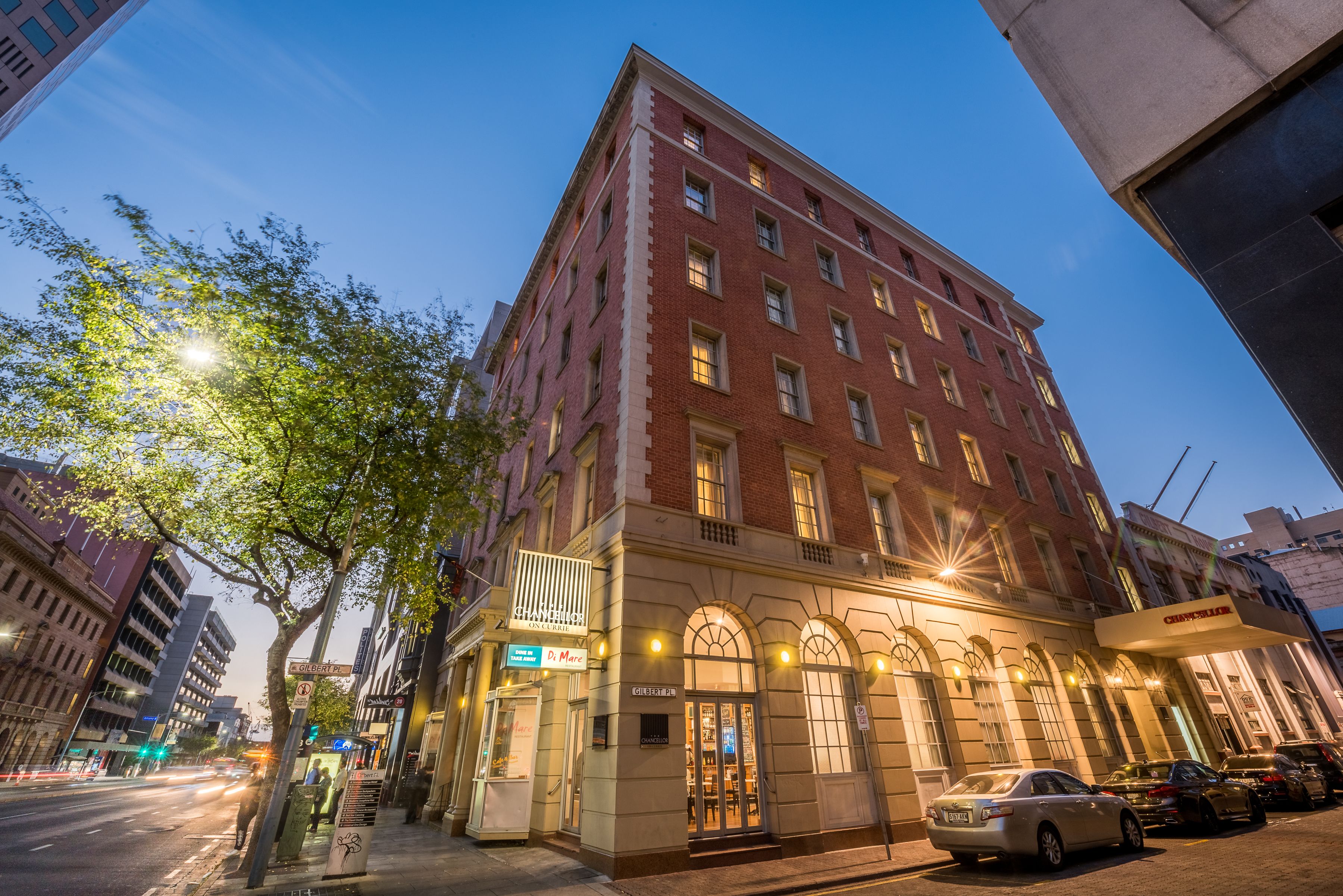 Hotel Grand Chancellor Adelaide on Currie