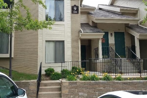 Great Place to stay Oakwood River Oaks North near Rochester Hills