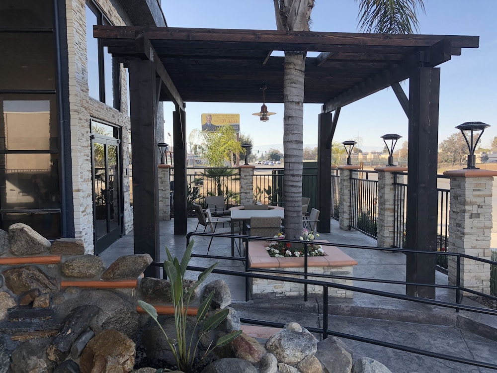 Country Inn & Suites by Radisson, Bakersfield, CA in Bakersfield Best