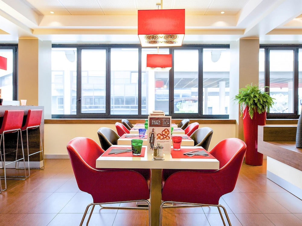 Hotel Ibis Via Finocchiaro Milano Hotel Ibis Via Finocchiaro Milano