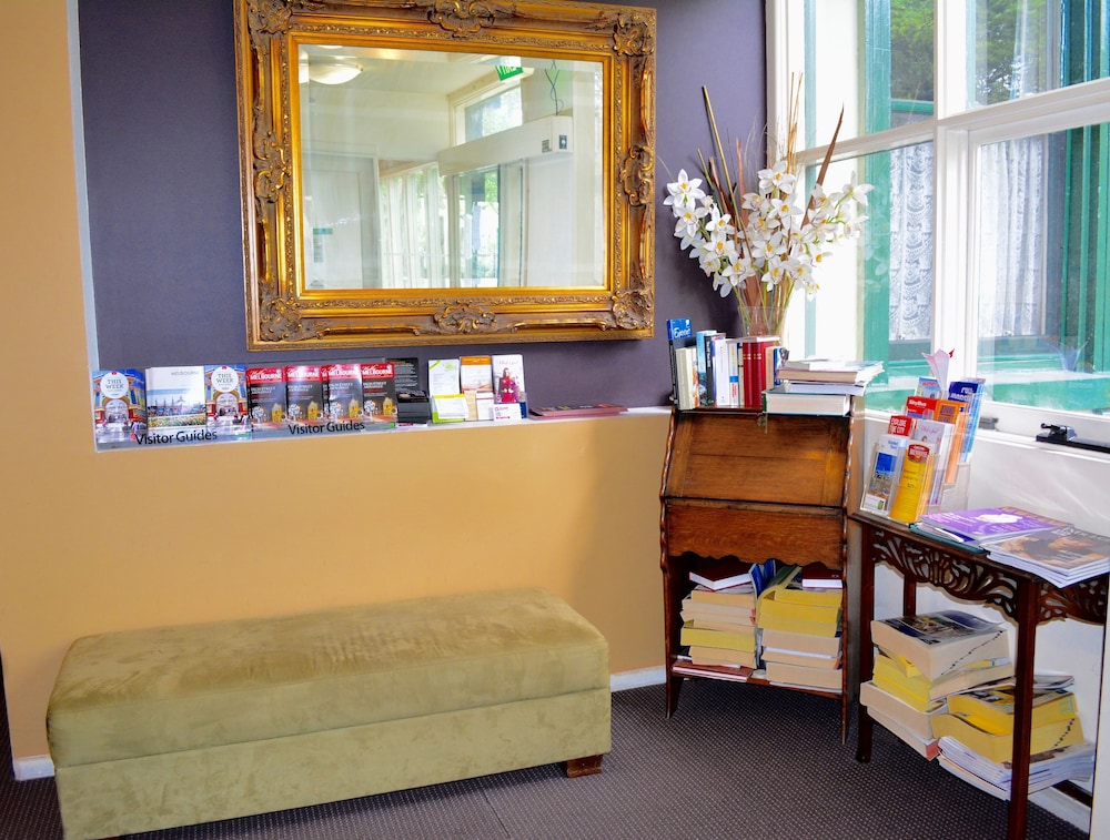 Magnolia Court Boutique Hotel Melbourne