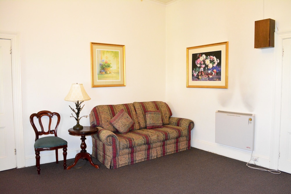 Magnolia Court Boutique Hotel Melbourne