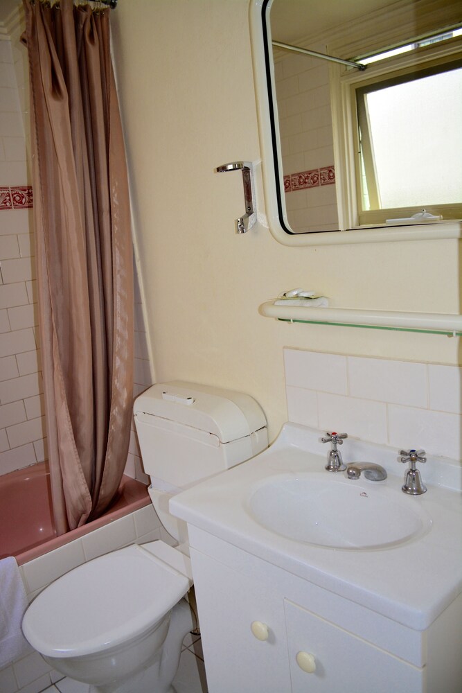 Magnolia Court Boutique Hotel Melbourne