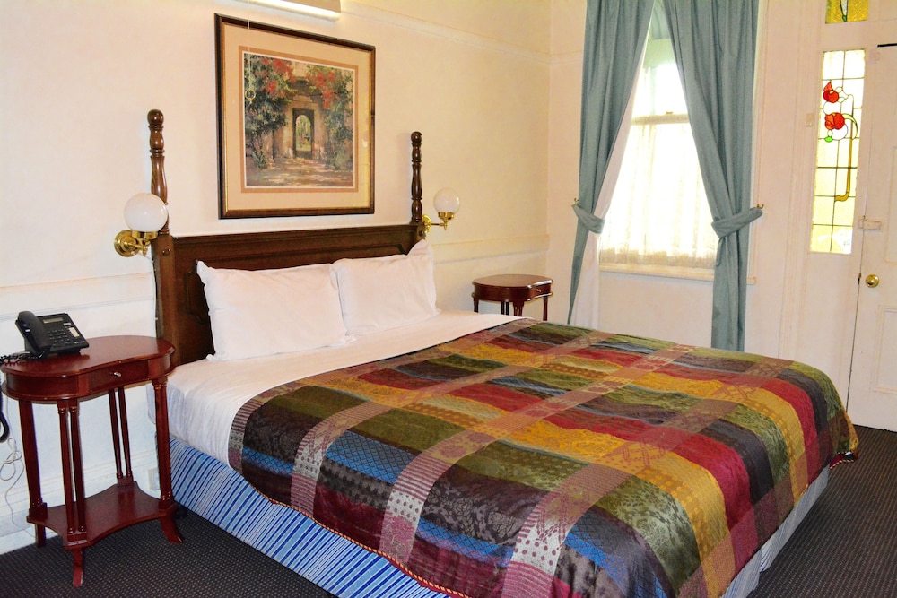 Magnolia Court Boutique Hotel Melbourne