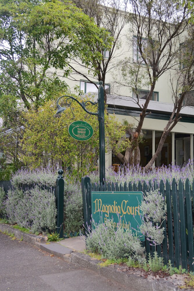 Magnolia Court Boutique Hotel Melbourne