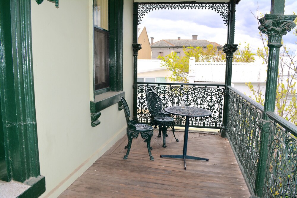 Magnolia Court Boutique Hotel Melbourne
