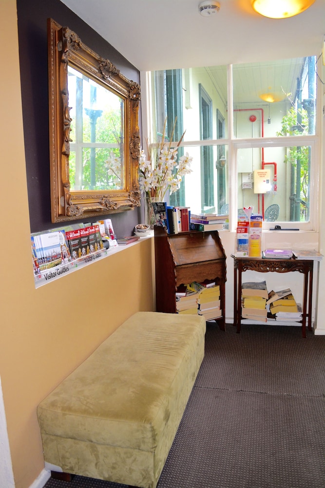Magnolia Court Boutique Hotel Melbourne