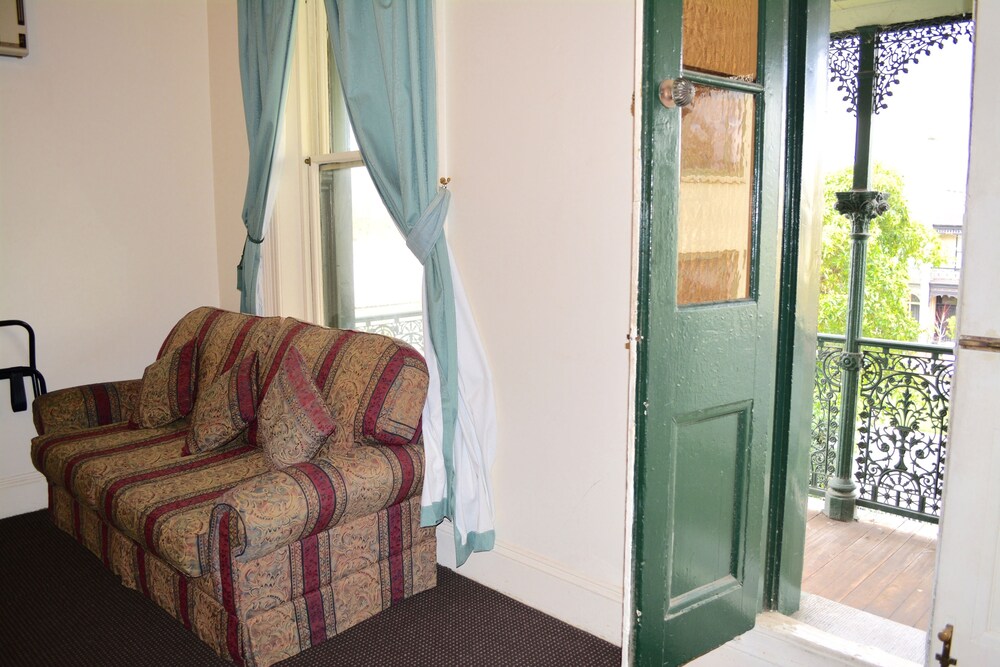 Magnolia Court Boutique Hotel Melbourne