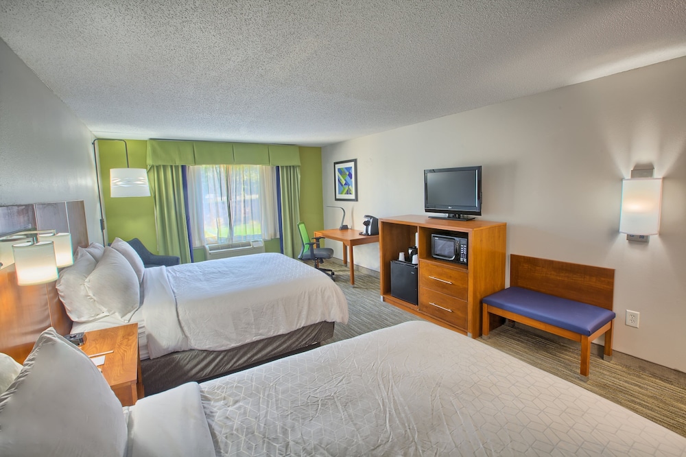 Holiday Inn Express Hotel & Suites Raleigh-Wakefield, an IHG Hotel