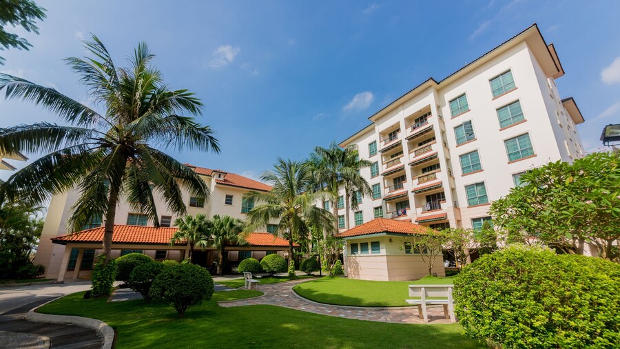 Diamond Westlake Suites