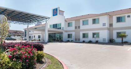 Motel 6 Hillsboro, TX