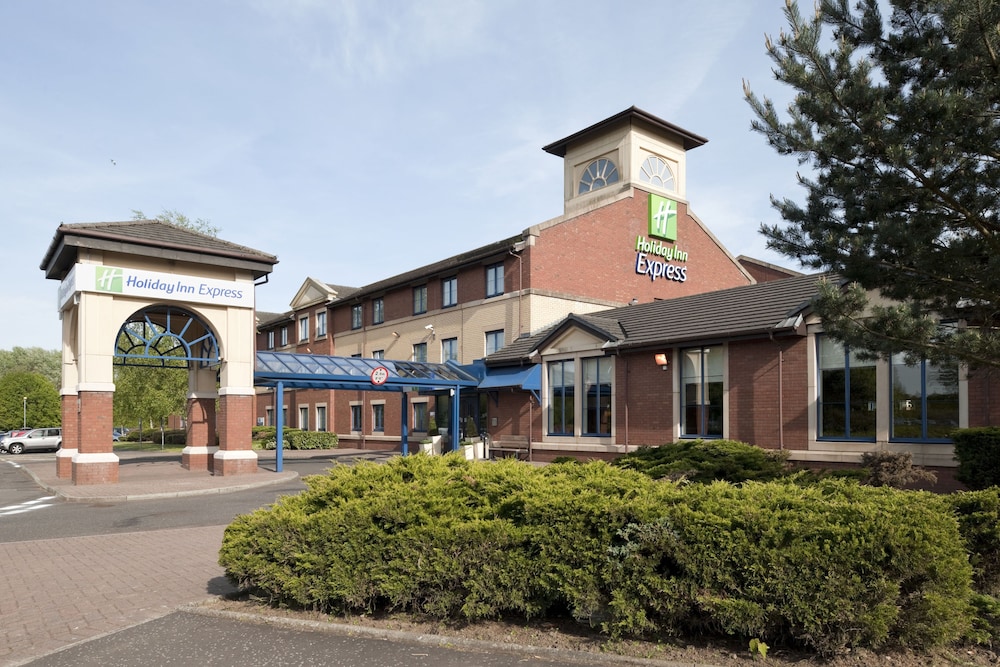 Holiday Inn Express Strathclyde Park M74 JCT 5, an IHG Hotel