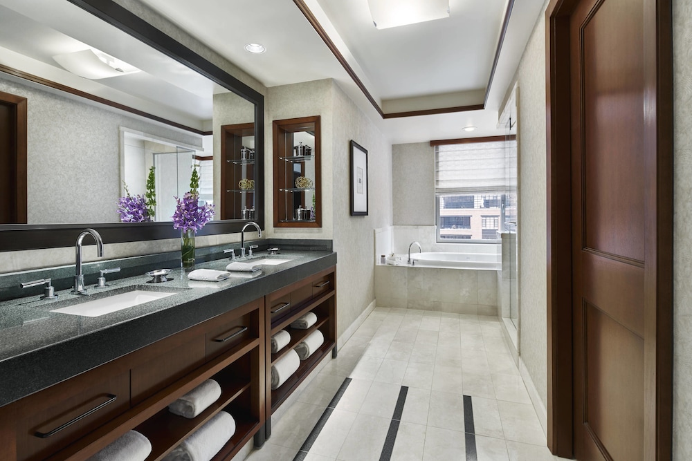 Bathroom, The Ritz-Carlton Georgetown, Washington, D.C.