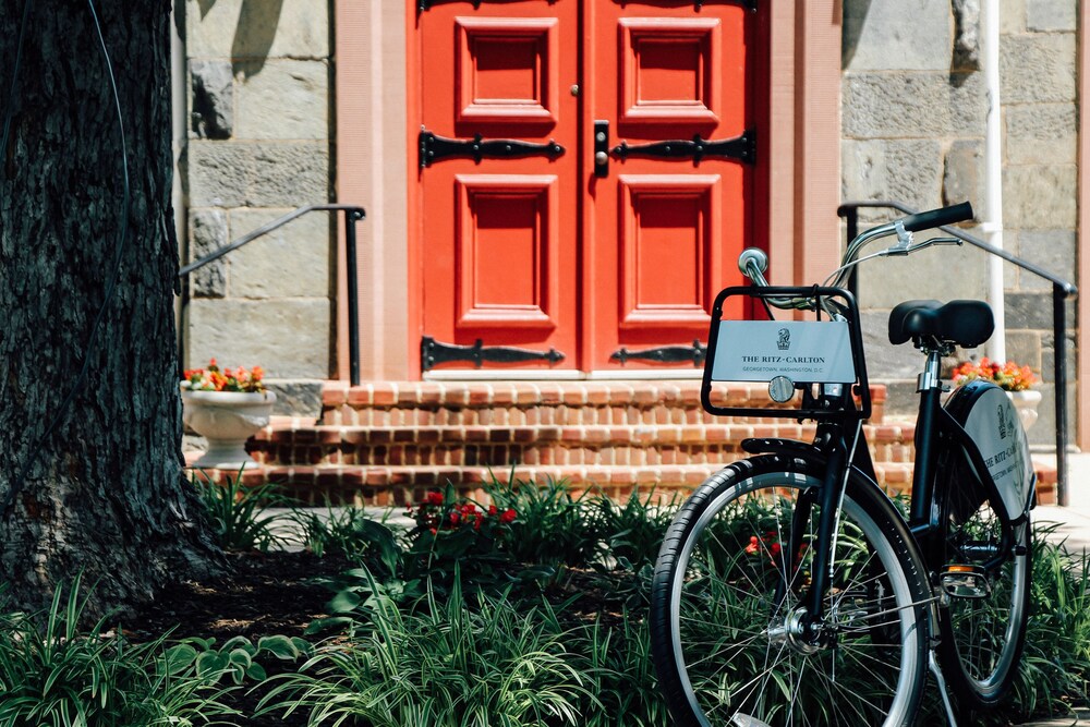 Property amenity, The Ritz-Carlton Georgetown, Washington, D.C.