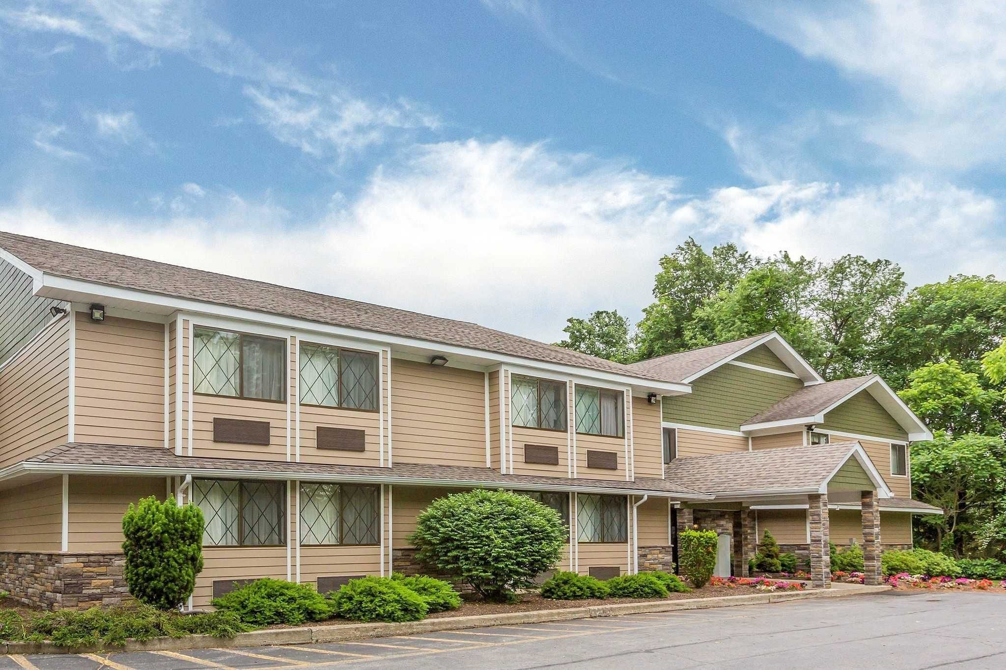 Quality Inn Hyde Park Poughkeepsie North In Poughkeepsie Ny Expedia