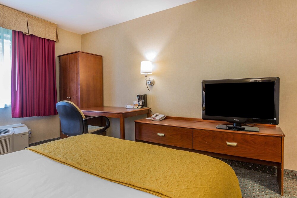 Room, Quality Inn Hyde Park Poughkeepsie North