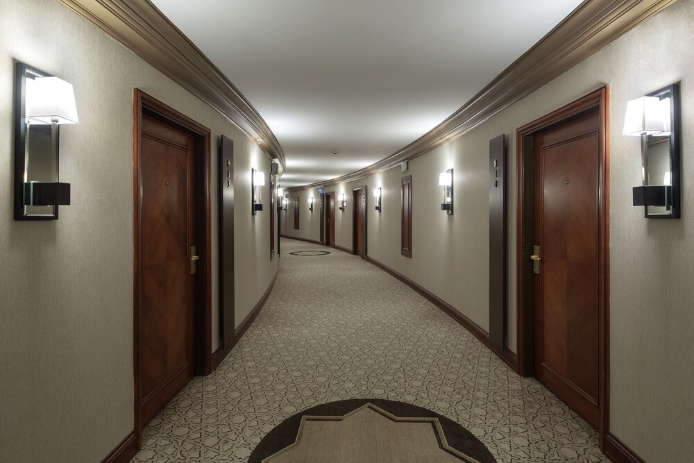 Hallway, Wyndham Grand Kayseri