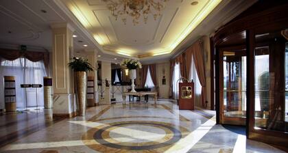 Grand Visconti Palace