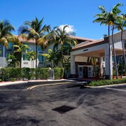 Top 10 Hotels With Free Airport Shuttles In Fort Lauderdale Fl 68