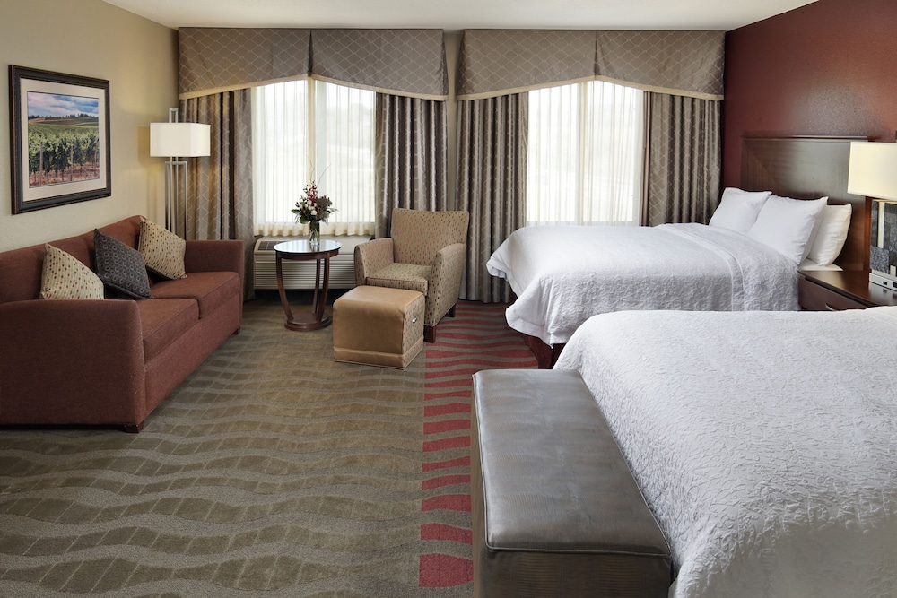 Room, Hampton Inn & Suites Paso Robles