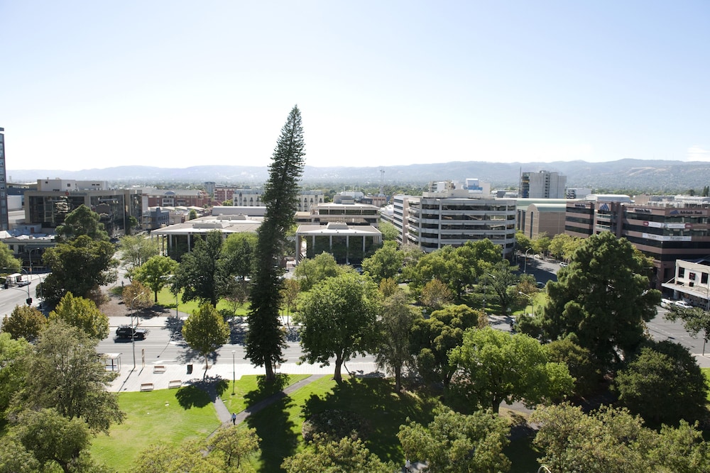 Mantra Hindmarsh Square