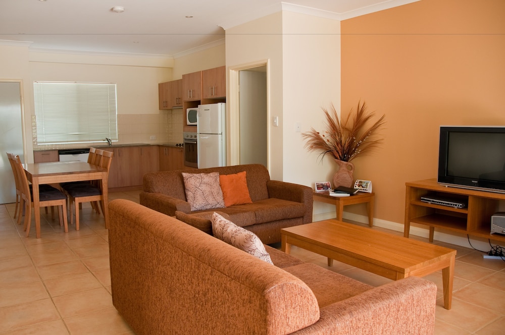 Living area, Bayview Geographe Resort