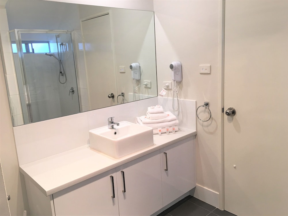 Bathroom, Bayview Geographe Resort